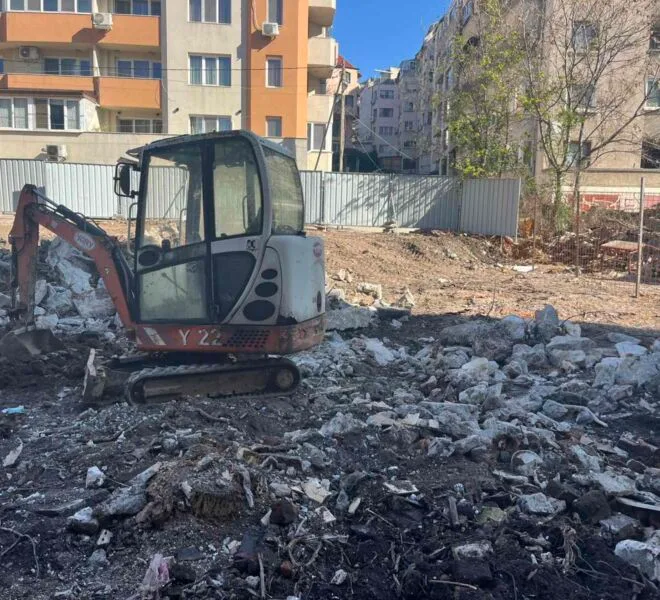 Многофамилна сграда · Банишора